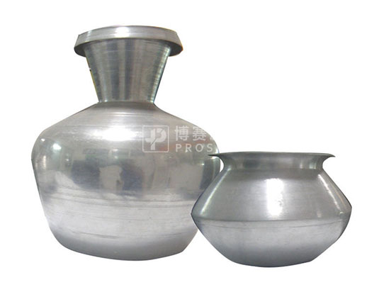 旋压加工.jpg 旋压加工.jpg